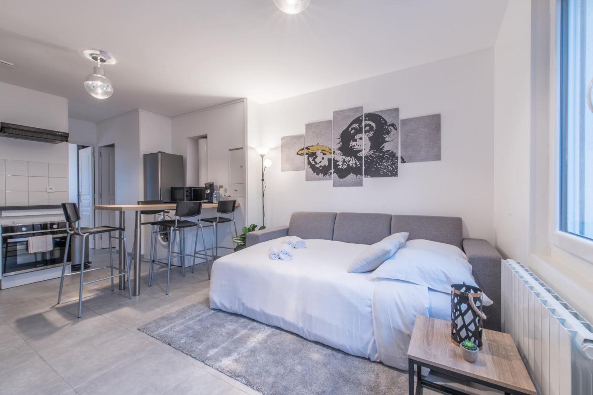 Appartement rénové, proche gare de Saint Nazaire Esterno foto